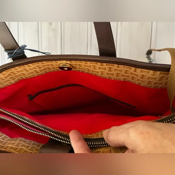 New Dooney & Bourke Lilliana natural brown woven leather strap handle tote purse - Picture 12 of 15